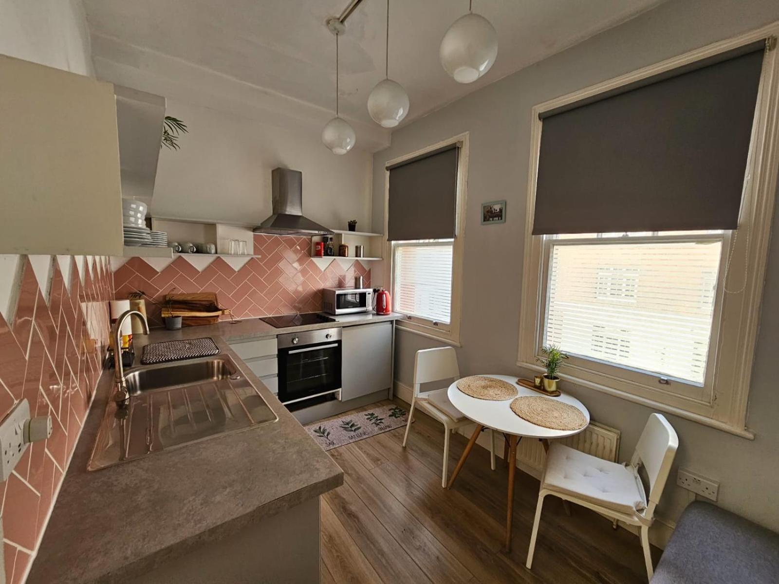 Beautiful And Spacious Flat London Kültér fotó